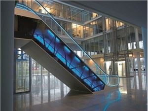 matkustajan liukuportaat